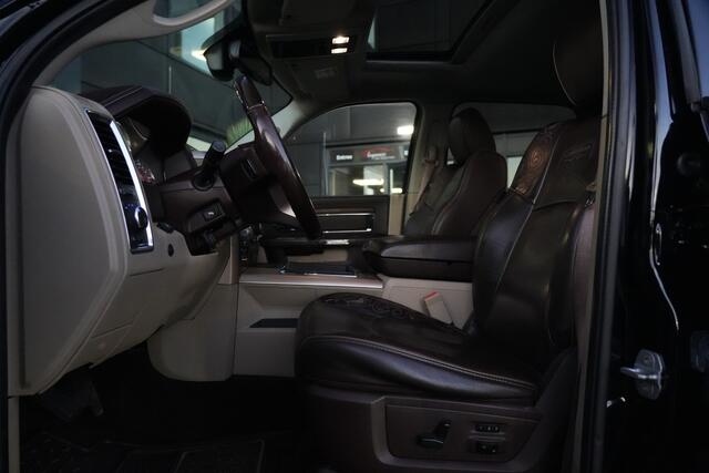 Dodge 1500 Ram 5.7 V8 Quad Cab 6'4 Longhorn Edition 402pk Panoramadak/Trekhaak/Camera