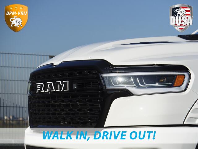 Dodge 1500 RAM | | Limited | Night | 3.0L Twin-Turbo I6 | High Output | | Passenger Display | 14,4 Touch Screen | Harman Kardon | RAMBOX Getoonde accessoires zijn verkrijgbaar tegen meerprijs