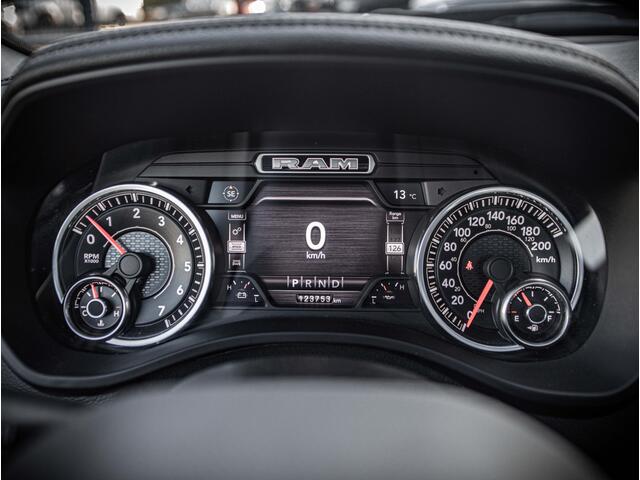 Dodge 1500 Ram 5.7 HEMI V8 | 4x4 Crew Cab Laramie Sport