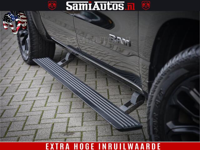 Dodge 1500 Ram Black Sport | Hemi 5.7 V8 | Luchtvering | 360 Camera | Panorama Dak | 4x4 Crew Cab | Dubbele cabine 5 persoons | Grijskenteken |