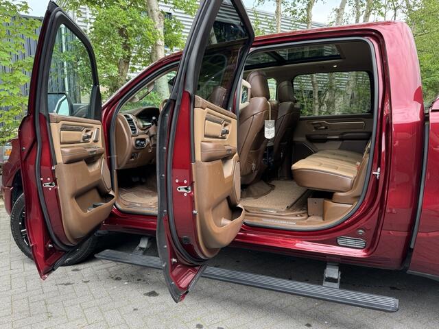 Dodge 1500 Ram 4X4 LONGHORN EDITION 5.7 V8 LPG LUCHTVERING