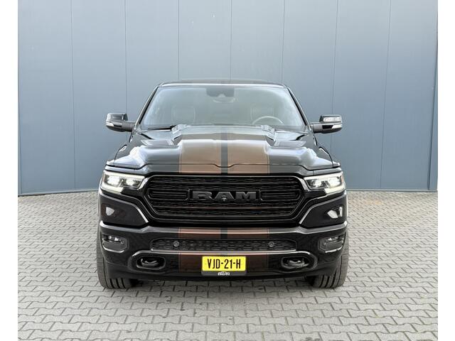 Dodge 1500 RAM 5.7 HEMI V8 4x4 NIGHT/BLACK EDITION! LIMITED PANO LUCHTV