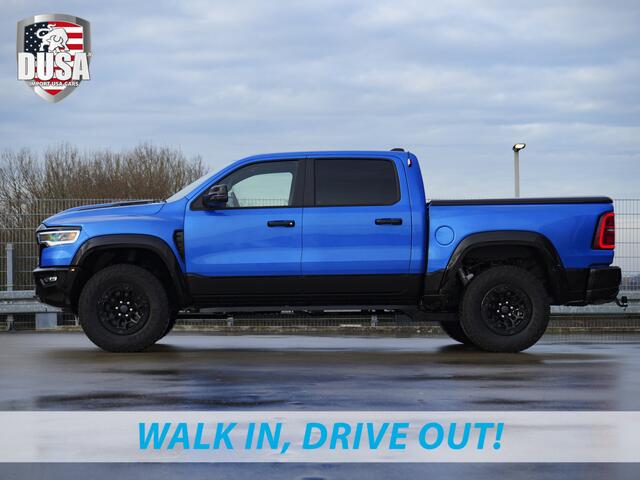 Dodge 1500 RAM | RHO | 3.0L Twin-Turbo I6 | 4x4 | Crew Cab | Incl BPM Prijs incl BPM | Panoramadak | 14,4-inch Touchscreen | Passenger Display | Getoonde accessoires zijn verkrijgbaar tegen meerprijs