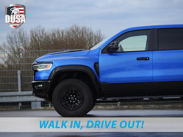 Dodge 1500 RAM | RHO | 3.0L Twin-Turbo I6 | 4x4 | Crew Cab | Incl BPM Prijs incl BPM | Panoramadak | 14,4-inch Touchscreen | Passenger Display | Getoonde accessoires zijn verkrijgbaar tegen meerprijs