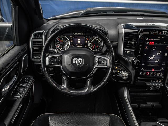 Dodge 1500 Ram Laramie Night 5.7 HEMI V8 | Full option | 4x4 Crew Cab