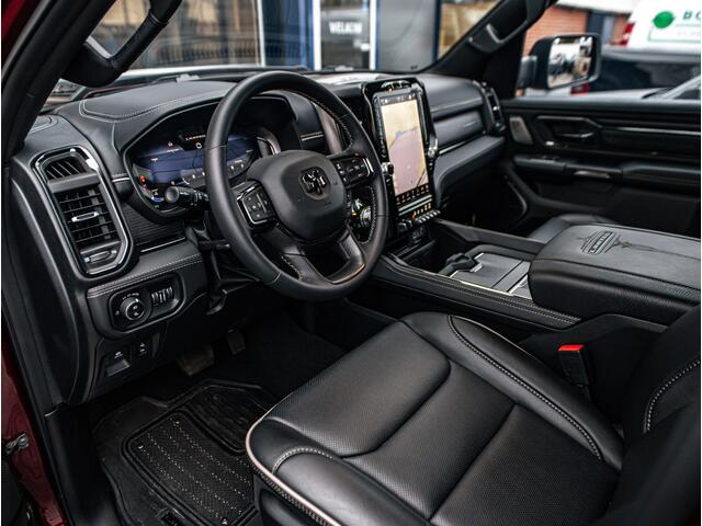 Dodge 1500 Ram Crew Cab Limited Night Edition 12" | Luchtvering | Head-up
