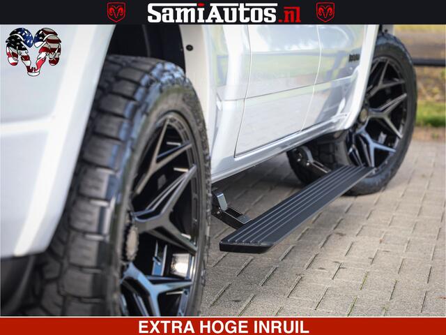 Dodge 1500 Ram Limited Night High Output 540HP 706Nm | Massage + Full Option | De Meest Luxe en Volle Pick-Up in zijn Klasse | Comfortabele Dubbele Cabine met Royale 5 Zitplaatsen | BPM vrij | Nu Leverbaar uit Voorraad | Voorraad Nr 2352 - 7649