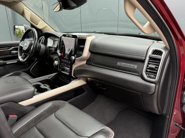 Dodge 1500 Ram 5.7 V8 LARAMIE / LPG / TREKHAAK 3.5T / ADAPTIVE CRUISE / CAMERA / PANO / 12 INCH SCREEN / DELMONICO RED