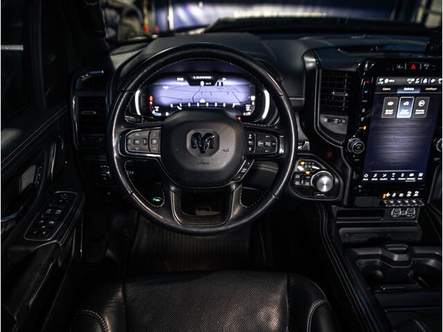 Dodge 1500 Ram Limited Night | 5.7L Hemi V8