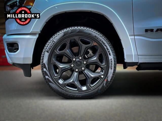 Dodge 1500 Ram 5.7 V8 Limited Night Rambox BPM VRIJ, LPG, Panoramadak, Head Up Display,