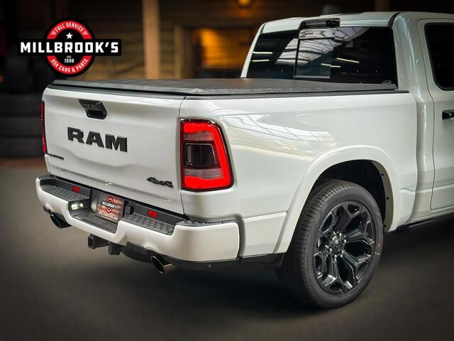 Dodge 1500 Ram 5.7 V8 4x4 Limited Night BPM VRIJ, op voorraad