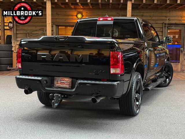 Dodge 1500 Ram 5.7 V8 Classic LPG, Apple Carplay, Leder, CruisControl, Schuifdak