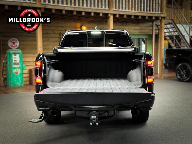 Dodge 1500 Ram 5.7 V8 4x4 Limited Night, BPM VRIJ, LPG, bomvol