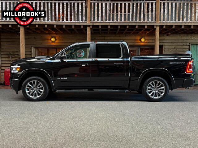 Dodge 1500 Ram Laramie Sport Pentastar, origineel Nederlands, 1e eigenaar, Panorama, Apple Carplay