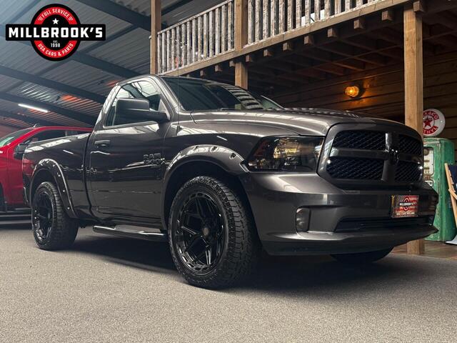 Dodge 1500 Ram 5.7 V8 Classic Single Cab Widebody 1e eigenaar, LPG