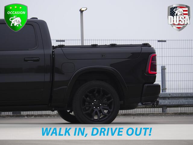 Dodge 1500 RAM | | Limited | 3.0L Twin-Turbo I6 | High Output | Xpell | Tint | Diamond Cover | Red Accent Nieuw Binnen!