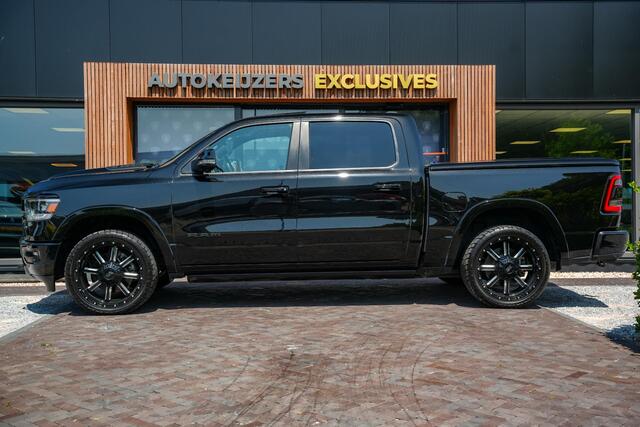 Dodge 1500 Ram 5.7 V8 4x4 Crew Cab Laramie Panoramadak