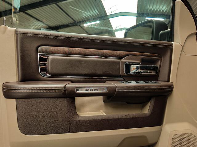 Dodge 1500 Ram 5.7 V8 4x4 | LPG | Longhorn | Luchtvering | Panorama |