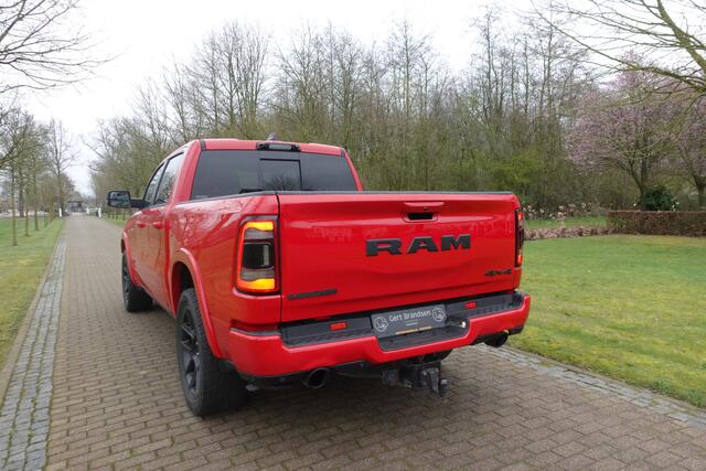 Dodge 1500 Ram 5.7 V8 4x4 Crew Cab Laramie | Harman Kardon | Luchtvering | 360° Camera | Panoramadak | Head Up | Adaptive Cruise |