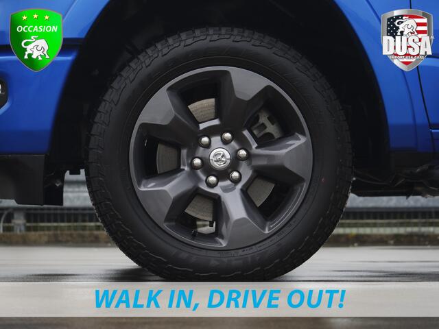 Dodge 1500 RAM | | Bighorn | 5.7 HEMI V8 | 4x4 | Crew Cab | Build To Serve | Deksel | LPG | Panorama dak Nieuw Binnen!