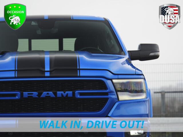 Dodge 1500 RAM | | Bighorn | 5.7 HEMI V8 | 4x4 | Crew Cab | Build To Serve | Deksel | LPG | Panorama dak Nieuw Binnen!