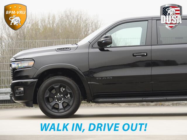 Dodge 1500 RAM | Bighorn | 3.0L I6 Hurricane | Crew Cab | 4X4 | Stuur/stoel verwarming | Night edition Getoonde accessoires zijn verkrijgbaar tegen meerprijs