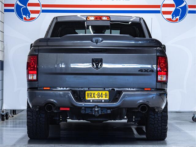 Dodge 1500 Ram SLT Classic | 6 Persoons| 5.7L Hemi V8 Automaat