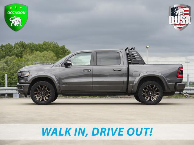 Dodge 1500 Ram 5.7 V8 4x4 Crew Cab Limited Split Tailgate | RAMBAR | Back Flip | Fenders | 22 inch Fuel offroads Nieuw binnen!