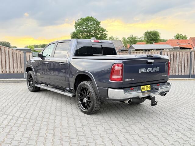 Dodge 1500 RAM 5.7 HEMI V8 4x4 CC LARAMIE 22"