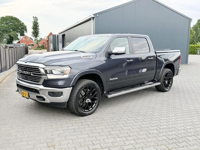Dodge 1500 RAM 5.7 HEMI V8 4x4 CC LARAMIE 22"