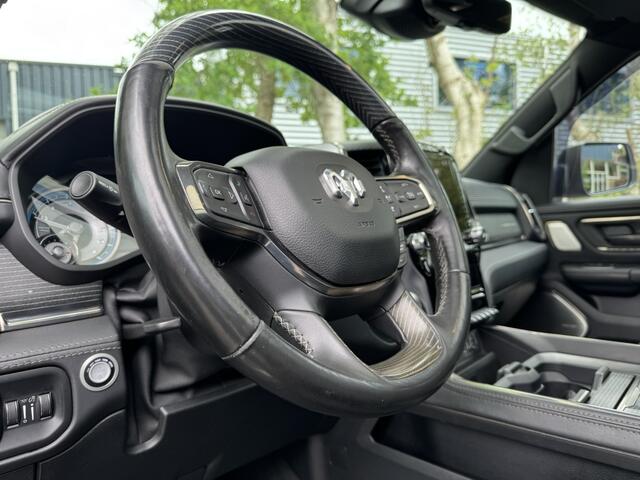 Dodge 1500 Ram 4X4 LIMITED NIGHT 5.7 V8 LPG BOM VOL