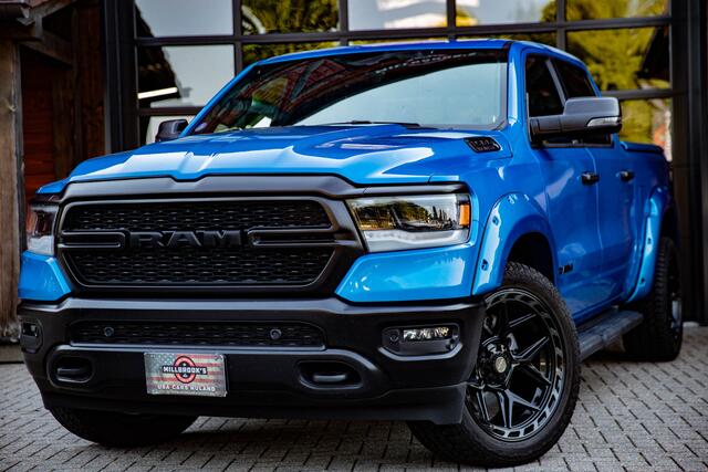 Dodge 1500 Ram 5.7 V8 | wide body | 6 zits op kenteken | Panorama dak |