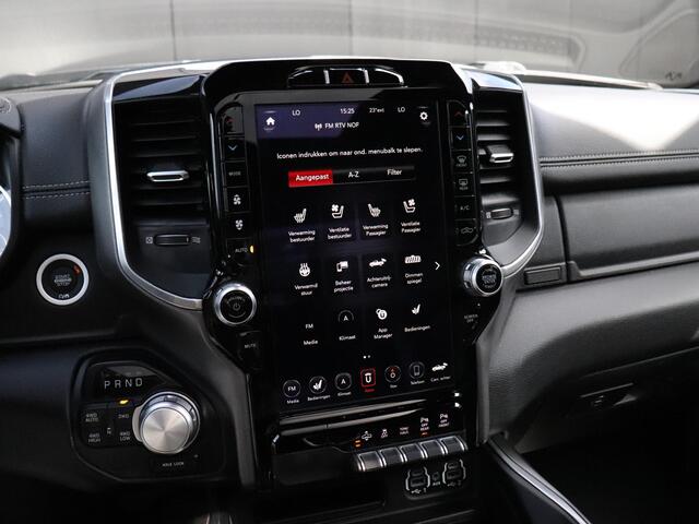 Dodge 1500 Ram 5.7 V8 4x4 Crew Cab Laramie | LEDER | MEMORY | PANO-DAK | HEAD-UP | LUCHTVERING | TREKHAAK | H&K | STOELVERK. | CAMERA | NAVI | CRUISE |