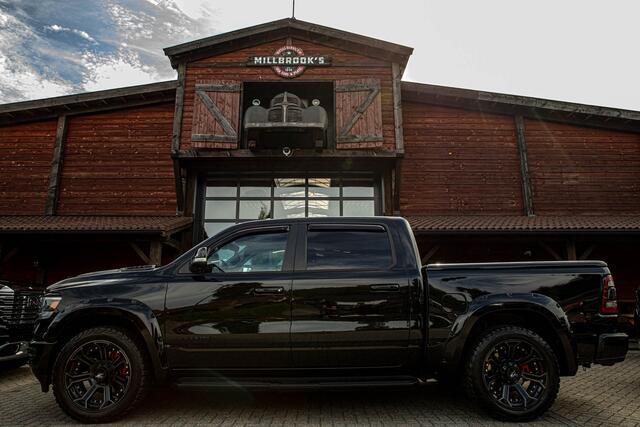 Dodge 1500 Ram 5.7 V8 4x4 Crew Cab Laramie