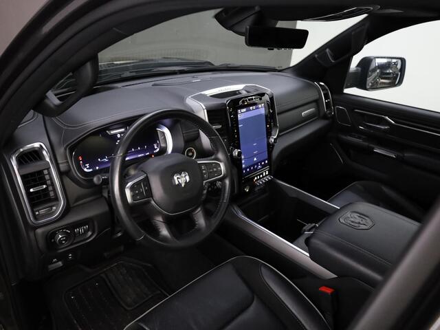 Dodge 1500 Ram 5.7 V8 4x4 Crew Cab Laramie Night | Prins LPG | Luchtvering | Adaptieve Cruise Control | Head Up Display | Digitaal Cockpit
