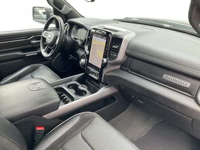 Dodge 1500 Ram 5.7 V8 4x4 Crew Cab Limited Laramie Trekhaak Pano Harman/Kardon Leer Treeplanken BOMVOL!