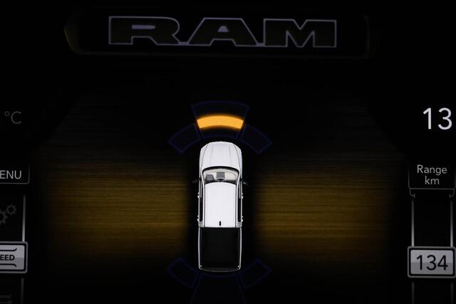 Dodge 1500 Ram 5.7 V8 4x4 Crew Cab Laramie | SPORT PACK | STOELVENTILATIE | STUURVERWARMING | CAMERA | TREKHAAK | 22"