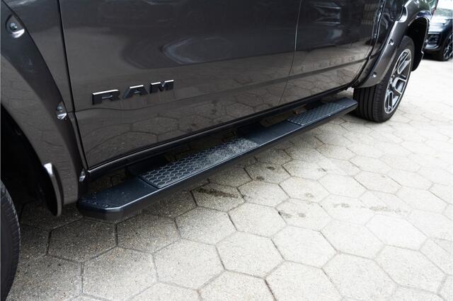 Dodge 1500 Ram 5.7 V8 4x4 Crew Cab Laramie 402PK | Excl. BTW | Pano | Prins LPG G3