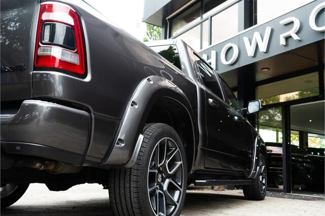 Dodge 1500 Ram 5.7 V8 4x4 Crew Cab Laramie 402PK | Excl. BTW | Pano | Prins LPG G3