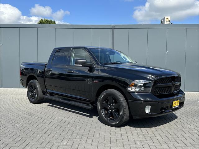 Dodge 1500 Ram 5.7 V8 CLASSIC NIGHT 4x4 / PRINS LPG / BPM VRIJ / CAMERA / NAVI / 3.5T TREKHAAK / ECC / CRUISE / DUBBEL CABINE