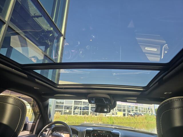 Dodge 1500 Ram 5.7 V8 4x4 Crew Cab Laramie uitlaatklep | adapt cruise | pano