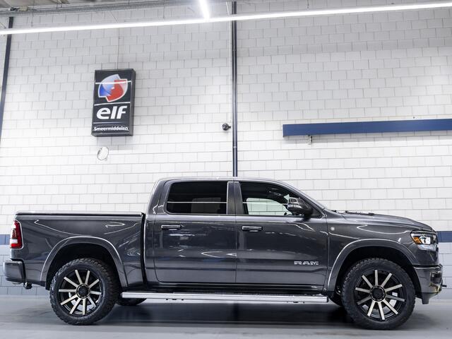 Dodge 1500 Ram 5.7 V8 4x4 Crew Cab Laramie | Custom wielenset | Luchtvering