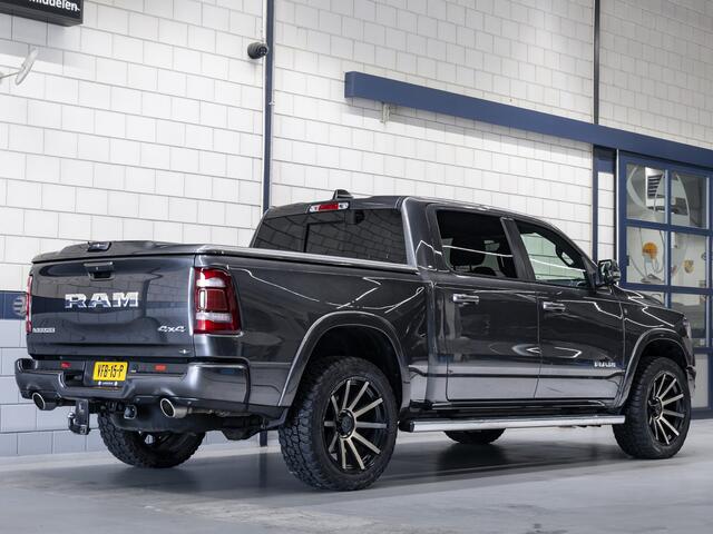 Dodge 1500 Ram 5.7 V8 4x4 Crew Cab Laramie | Custom wielenset | Luchtvering