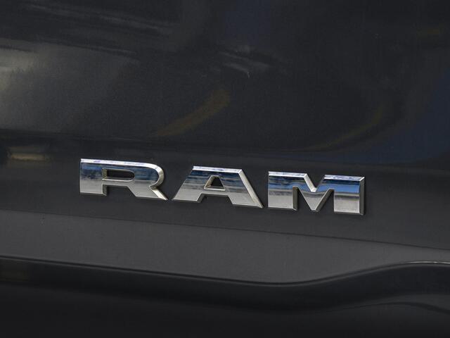 Dodge 1500 Ram 5.7 V8 4x4 Crew Cab Laramie | Custom wielenset | Luchtvering