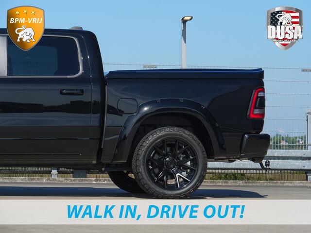 Dodge 1500 RAM | Laramie Sport | 5.7 V8 | HEMI | 4x4 | Crew Cab Panoramadak | Leder | Uconnect touchscreen | Getoonde accessoires zijn verkrijgbaar tegen meerprijs
