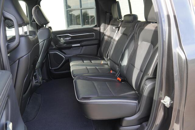 Dodge 1500 Ram 5.7 V8 4x4 Crew Cab Laramie Schuifdak Kyless Prins