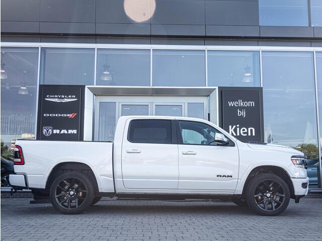 Dodge 1500 Ram 5.7 V8 4x4 Crew Cab Laramie Night | Luchtvering | Elektrische side steps |