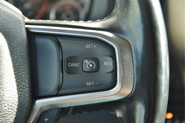 Dodge 1500 Ram 5.7 Hemi Crew Cab Laramie