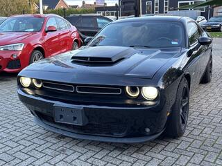 dodge-challenger-5.7-v8-r-t-zwart-2