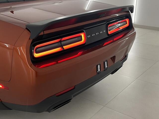 Dodge CHALLENGER 6.2 SRT Hellcat Widebody